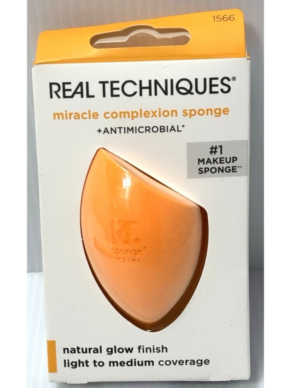 Real Techniques Miracle Complexion Sponge, Antimicrobial Makeup Blender NIB